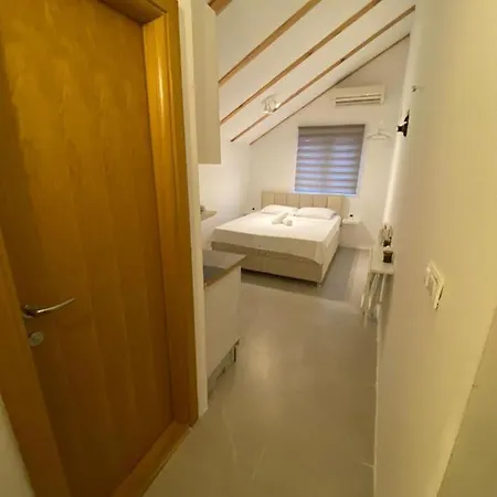 Apartment Aqua Apartman *